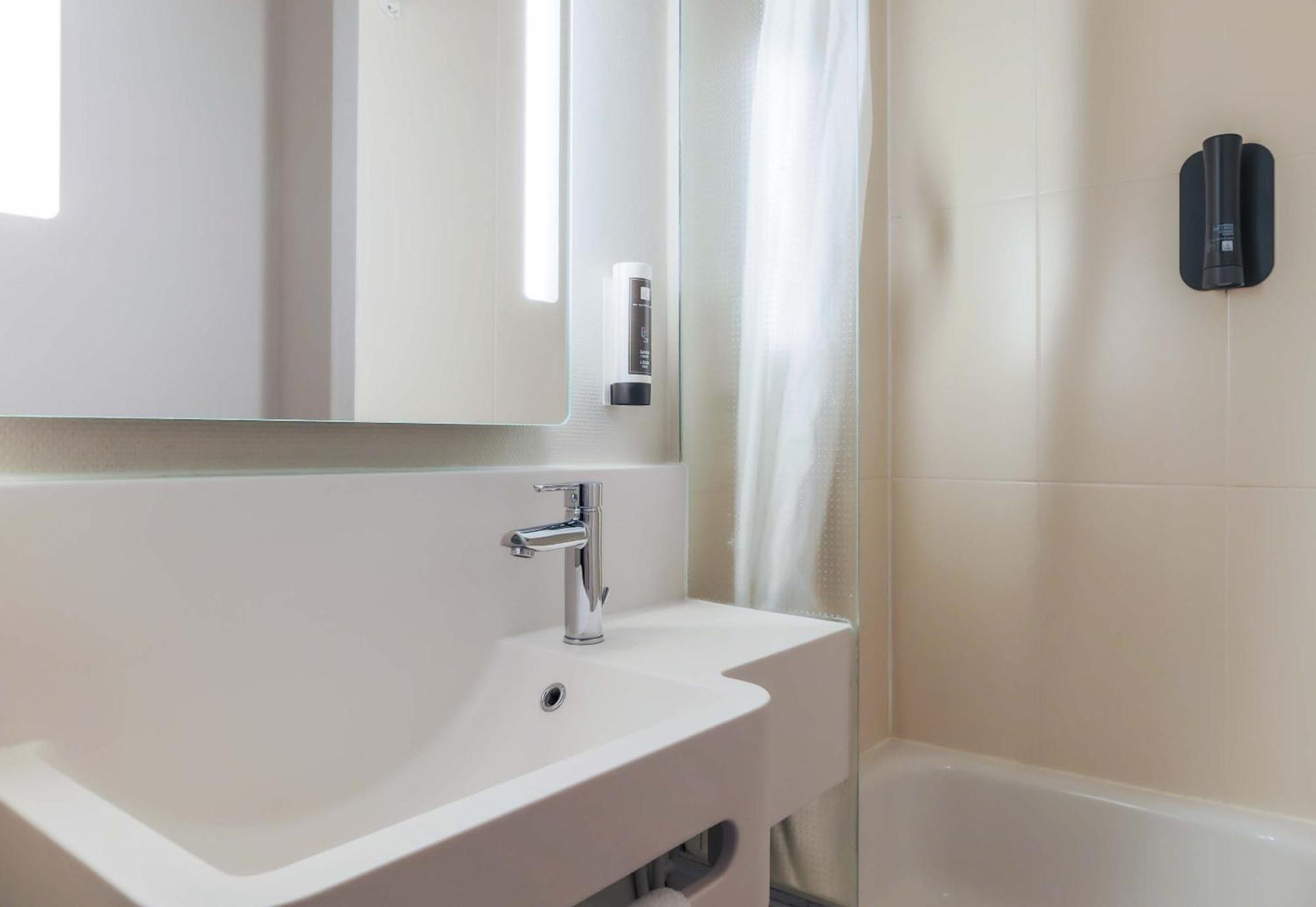 B&B Hotel Freyming-Merlebach Екстер'єр фото